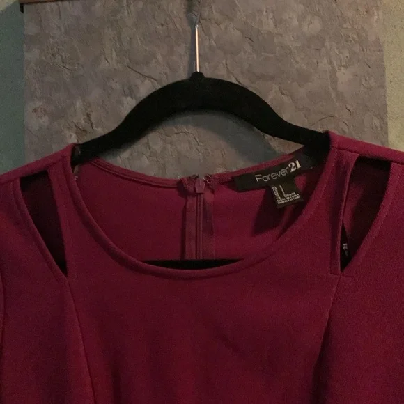 Forever 21 plum colored stretch knit bodycon dress. - Picture 4 of 4